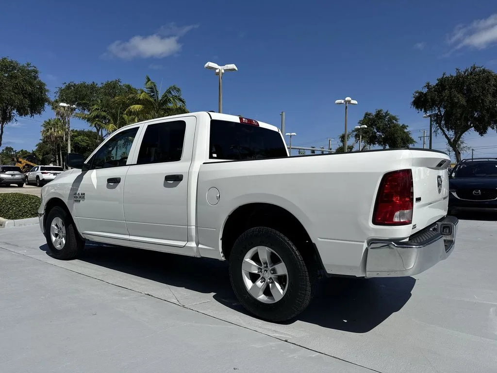 Used 2022 Bright White Clearcoat Ram SLT image 26