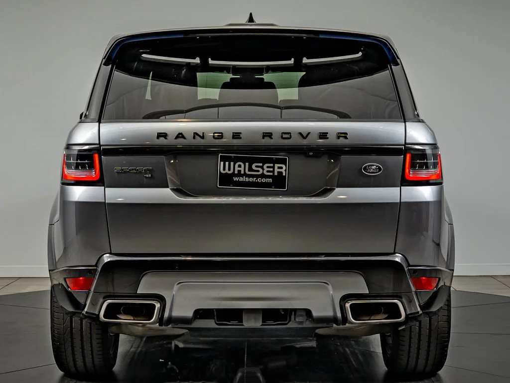 Used 2021 Eiger Gray Metallic Land Rover HSE Silver Edition image 6