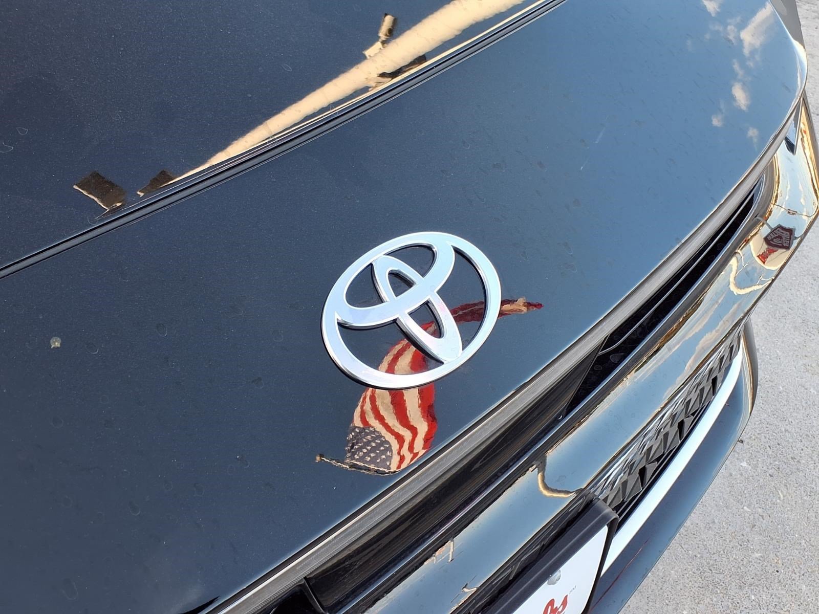 New 2026 Black Toyota XLE image 13