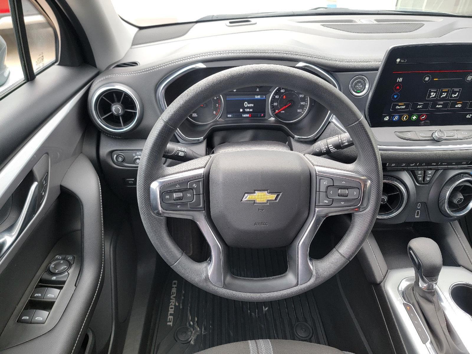 2025 Chevrolet Blazer 2LT - Photo 17