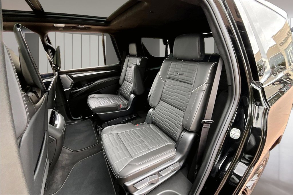 2026 Cadillac Escalade V-Series - Photo 10