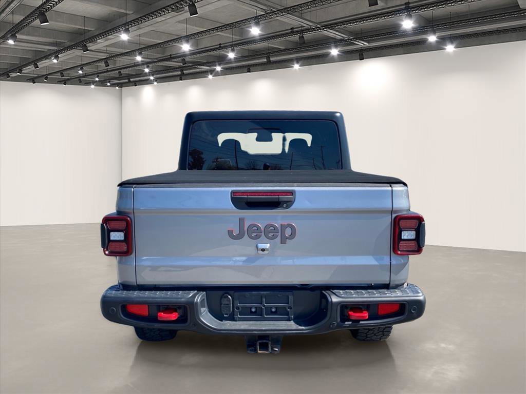 Used 2020 Billet Silver Metallic Clearcoat Jeep Rubicon image 6