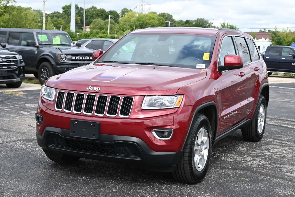 Used 2015 Deep Cherry Red Crystal Pearlcoat Jeep Laredo image 5