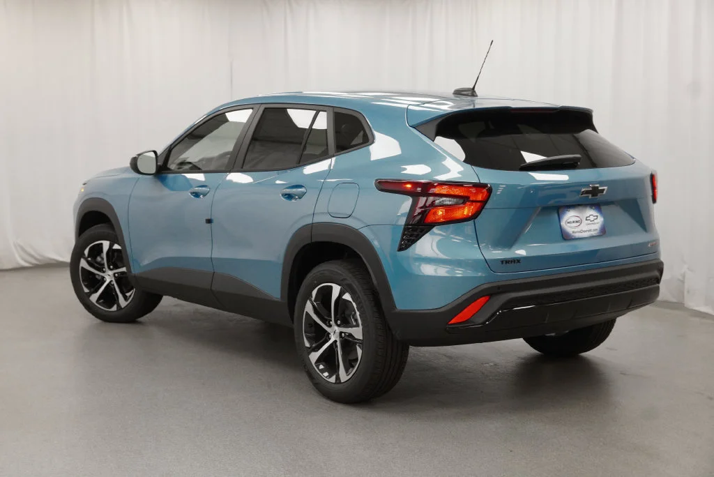 New 2026 Marina Blue Metallic Chevrolet 1RS image 18