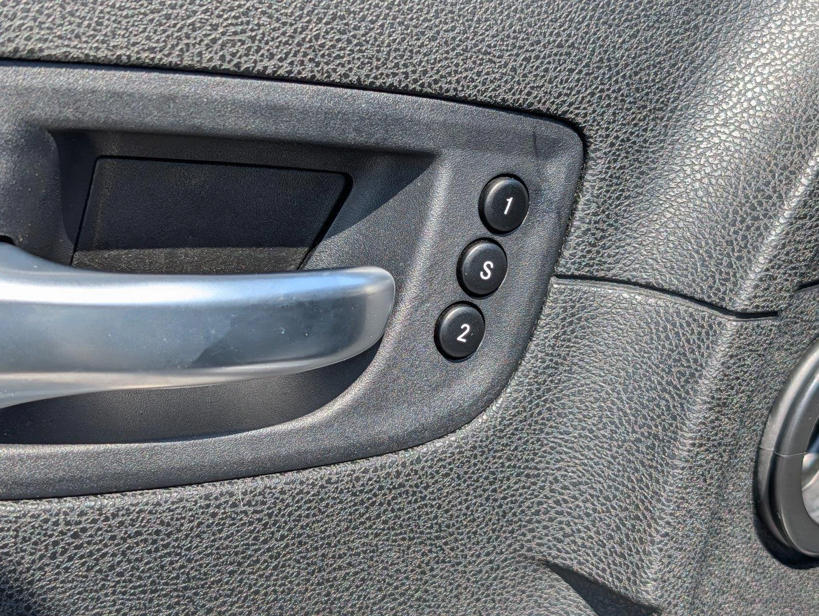 Used 2023 Granite Crystal Metallic Clearcoat Chrysler Touring L image 16