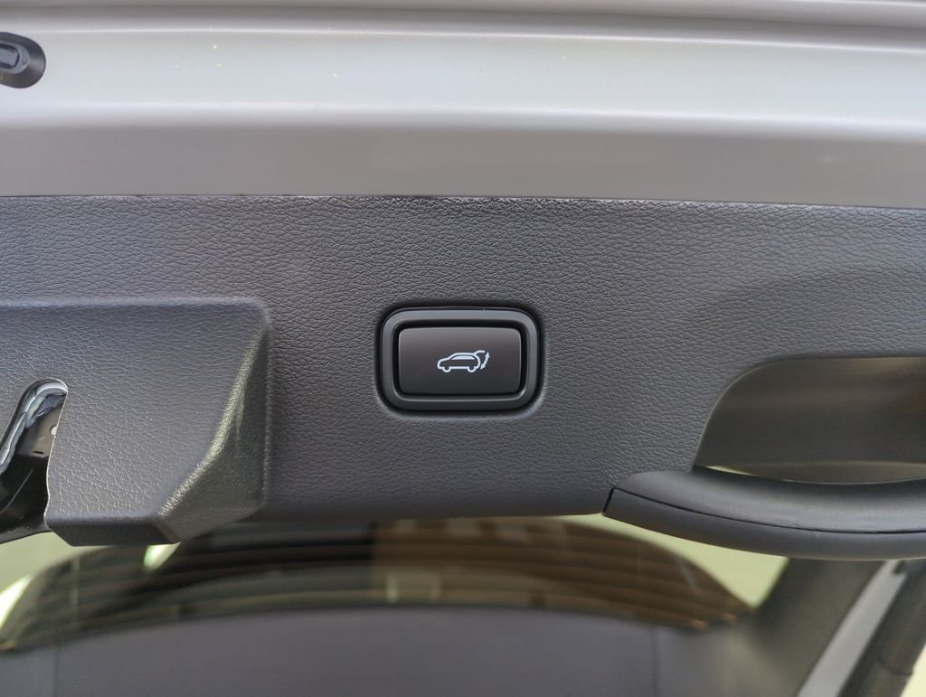 New 2026 Wolf Gray Kia SX-Prestige image 31