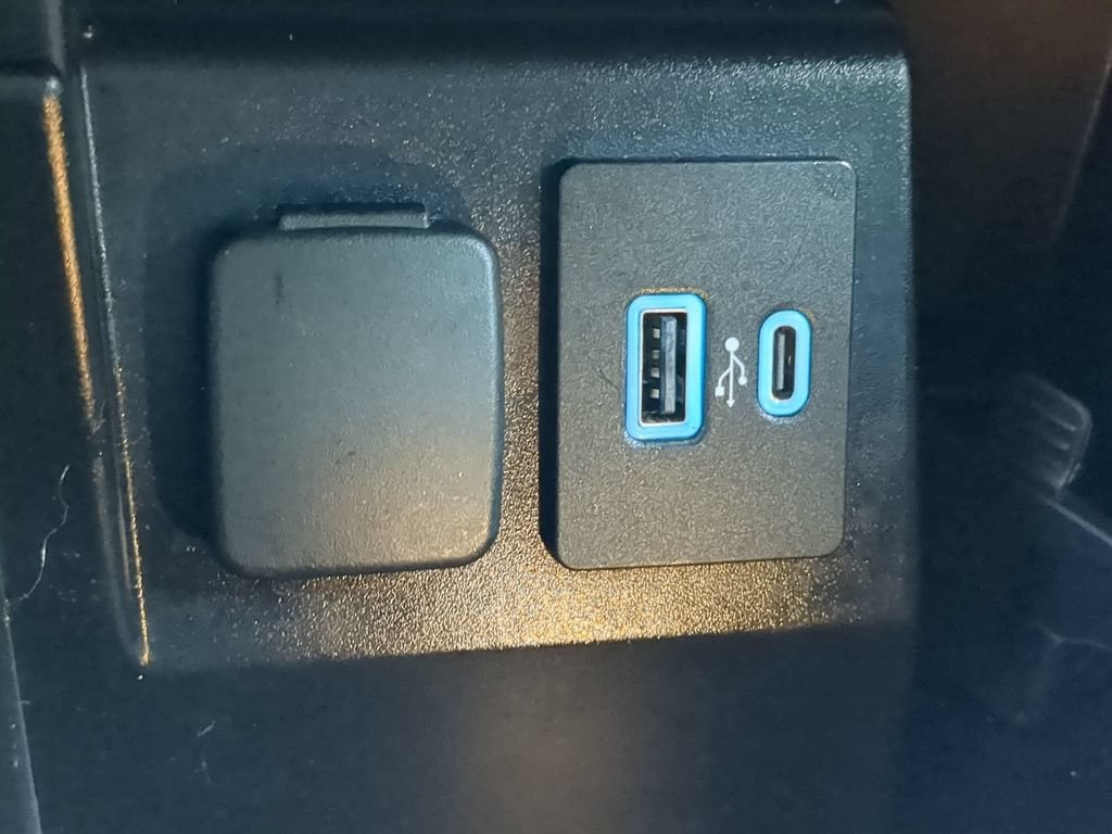 Used 2023 Carbonized Gray Metallic Ford XLT image 58