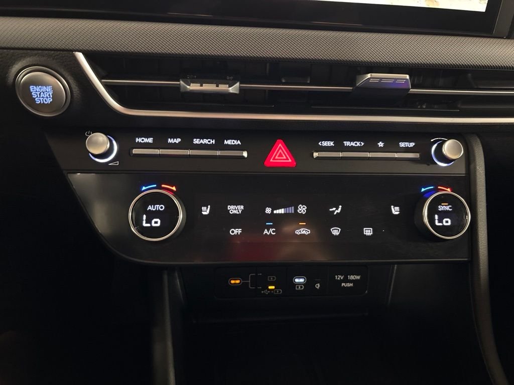 2025 Hyundai Sonata Hybrid SEL - Photo 22