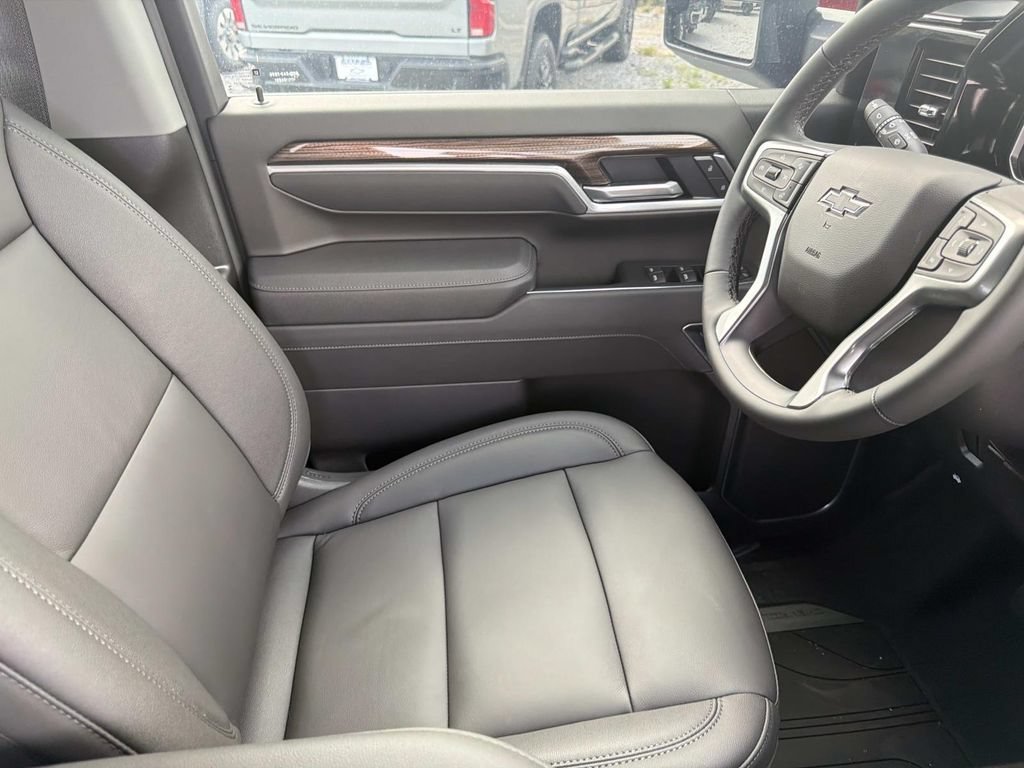 New 2026 Lakeshore Blue Metallic Chevrolet LT image 11