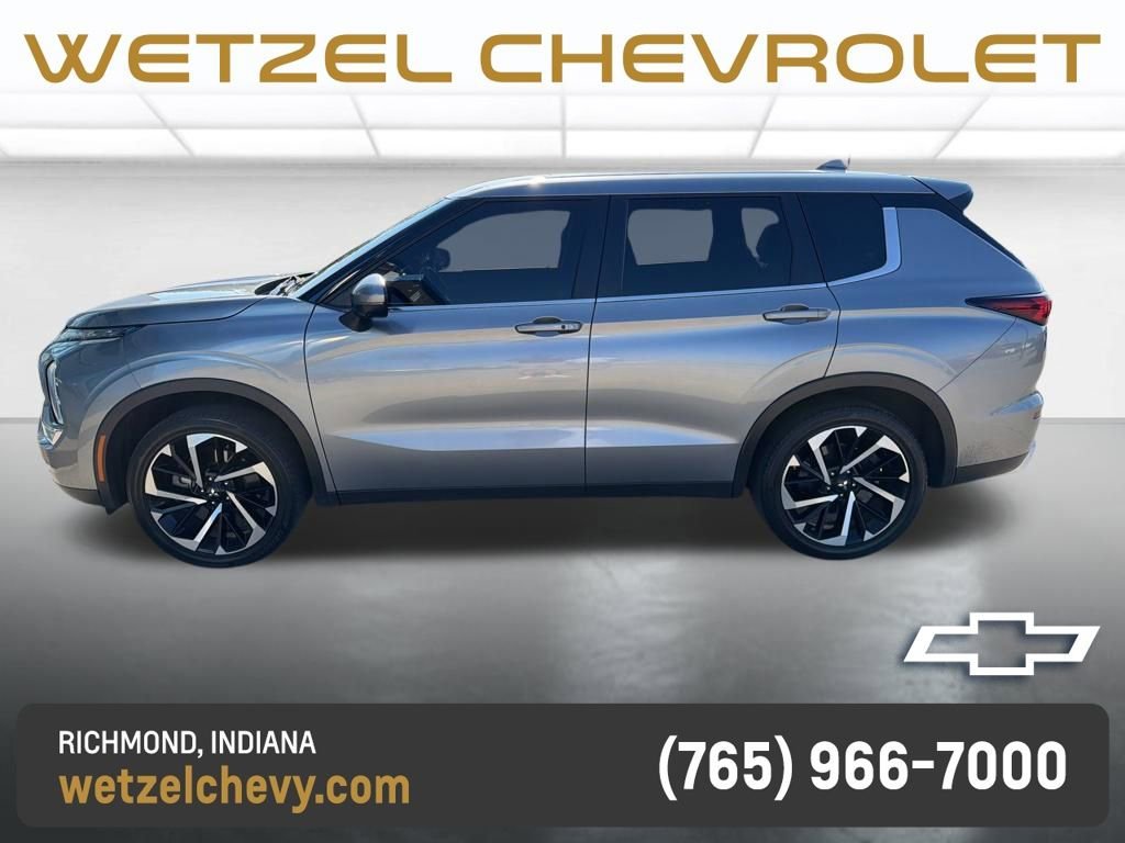 Used 2024  Mitsubishi SE image 1