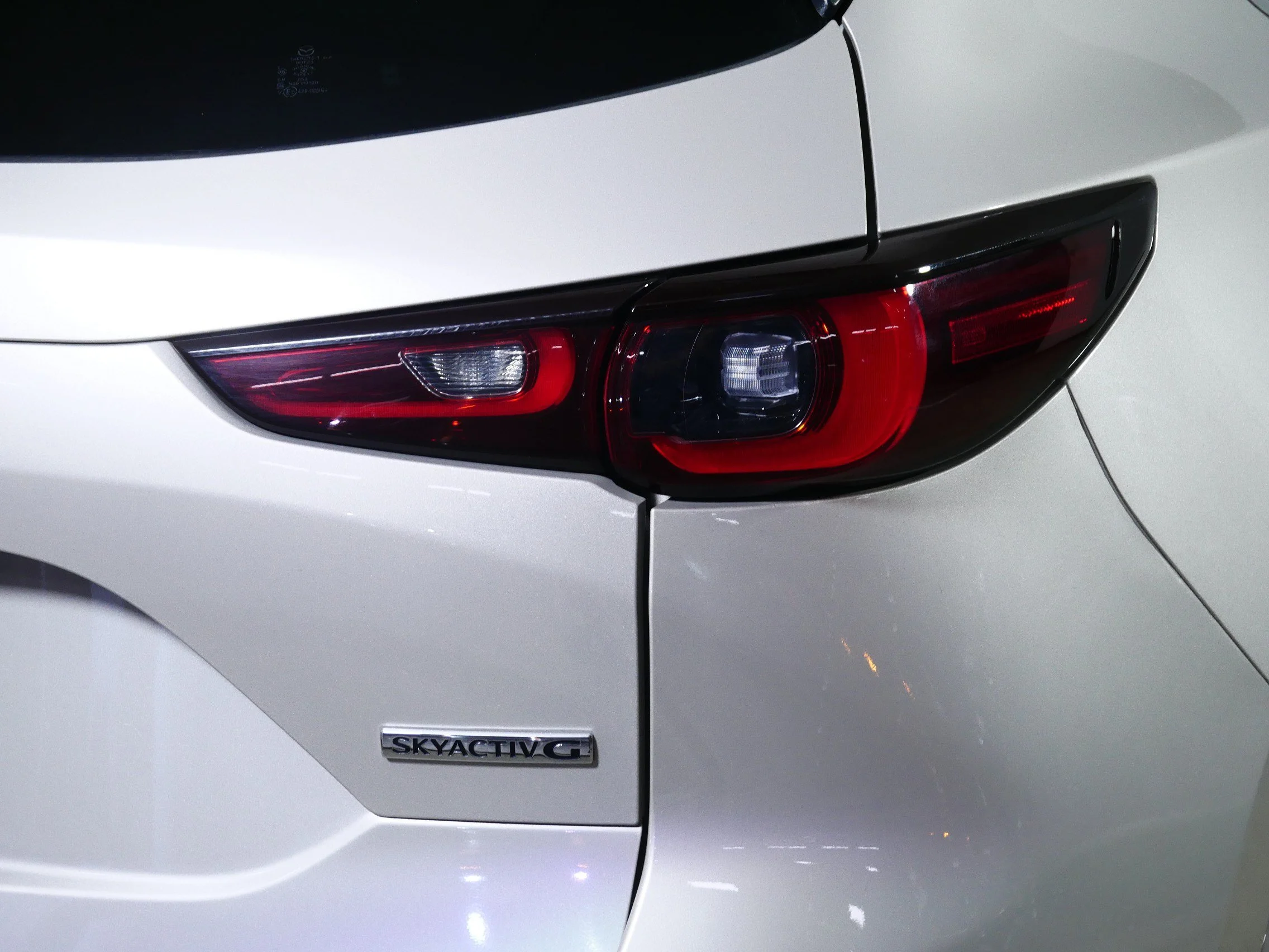 Used 2025 Platinum Quartz Metallic Mazda 2.5 S Select Package image 17