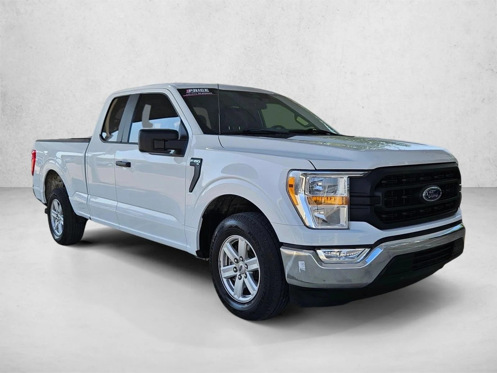 Used 2022 Oxford White Ford XL image 4
