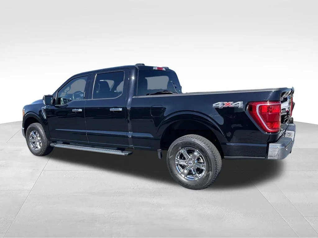 Used 2022 Black Metallic Ford XLT image 6