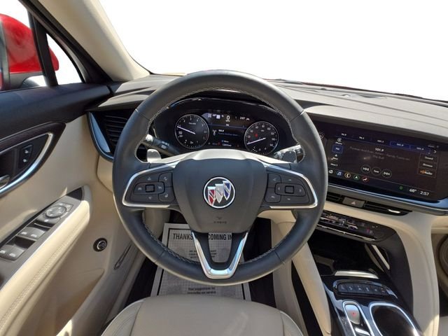 Used 2023  Buick Avenir image 12