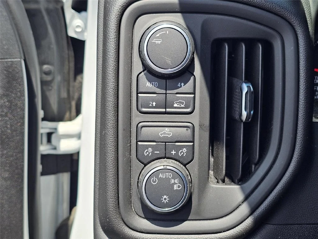 Used 2024 Summit White Chevrolet WT image 17