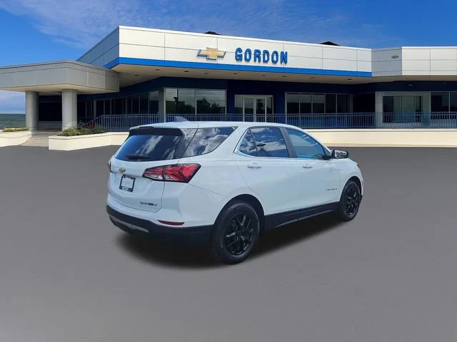 Used 2024 Summit White Chevrolet LT image 5