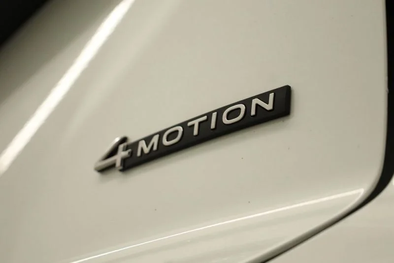New 2026 White/off-white Volkswagen 2.0T SEL Premium R-Line image 43