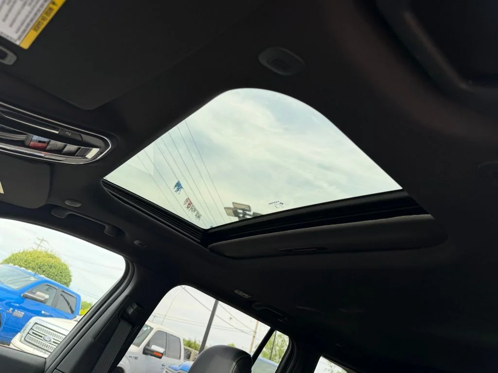 New 2026 Red Jeep Altitude image 27