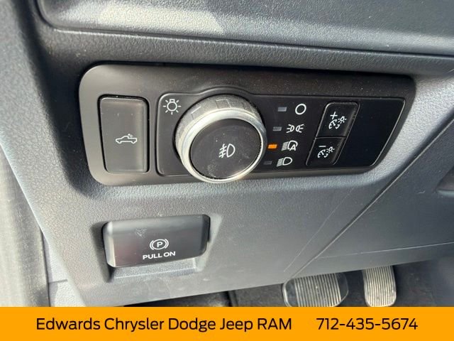 Used 2023 White Ford XL image 21