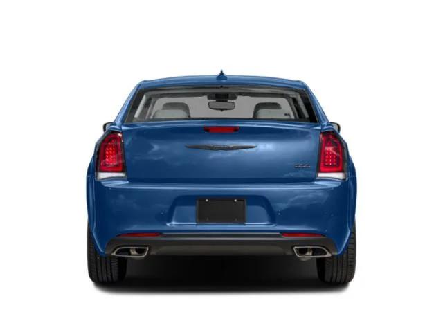 Used 2023 Velvet Chrysler Touring L image 8