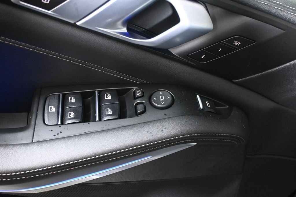 Used 2023 Black BMW xDrive40i image 30