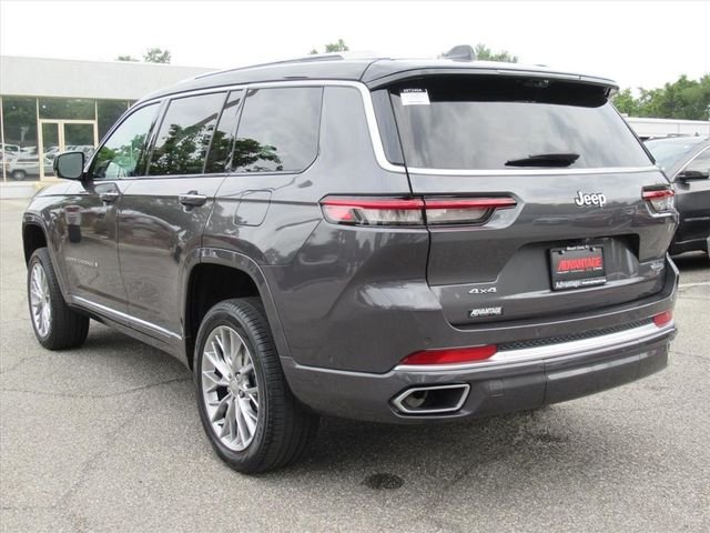Used 2023 Gray Jeep Summit image 5