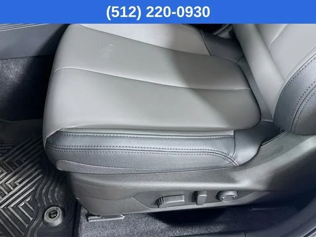New 2026 CRYSTAL WHITE PEARL Subaru Premium image 24