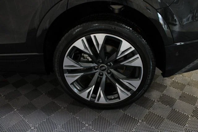 Used 2025 Black Audi 55 Premium image 22