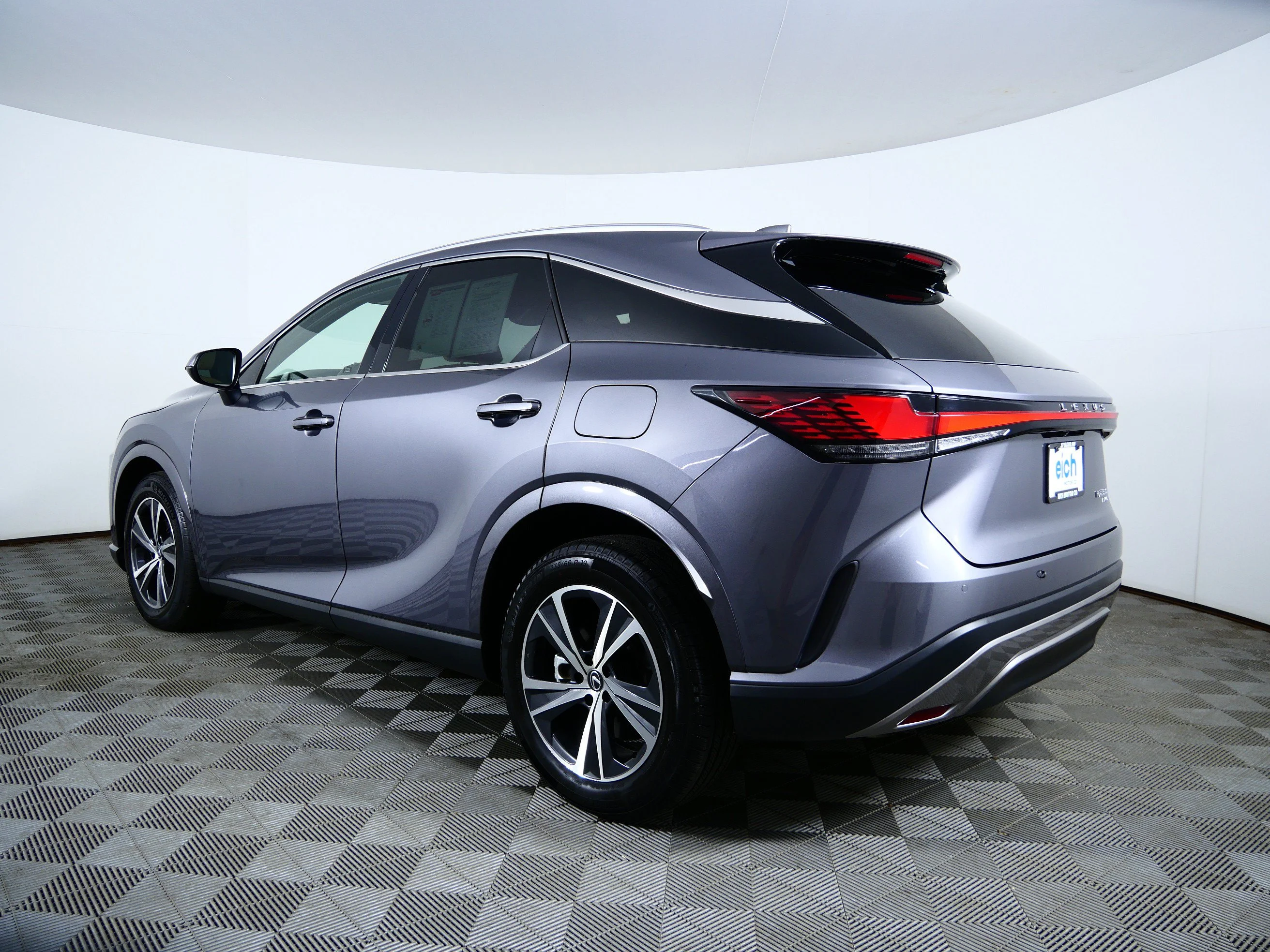 Used 2023 NEBULA GRAY PEARL Lexus RX 350 Premium image 5