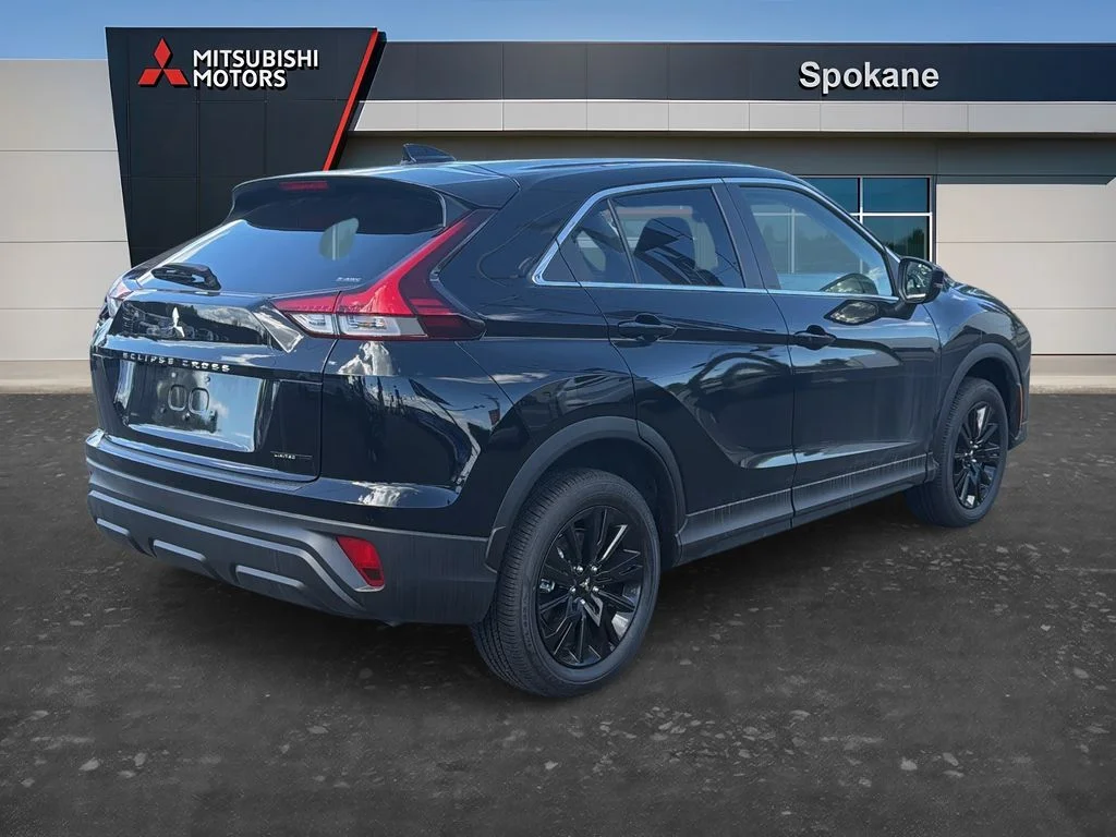 New 2026 Labrador Black Pearl Mitsubishi LE image 7