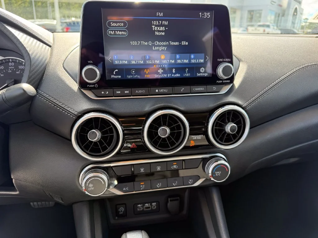 Used 2025 Gray Nissan SV image 10