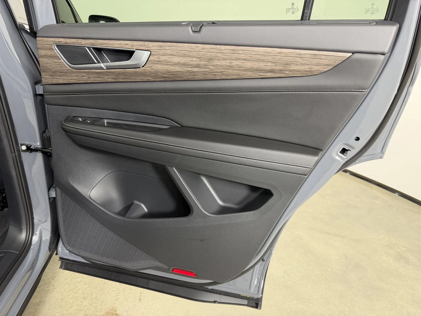 New 2026 Pure Gray Volkswagen 2.0T SEL image 17