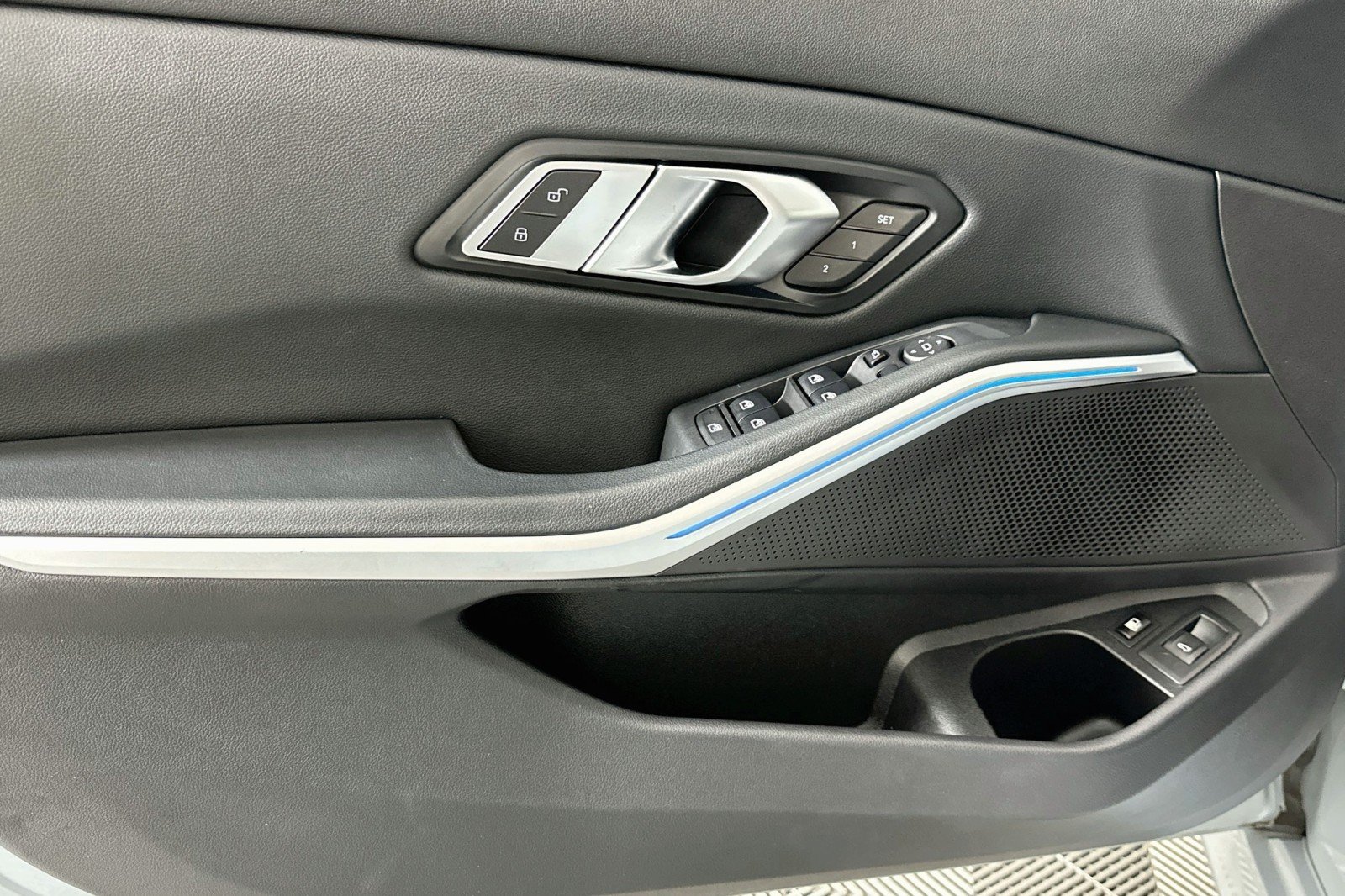 Used 2023 Brooklyn Grey Metallic BMW 330e image 21