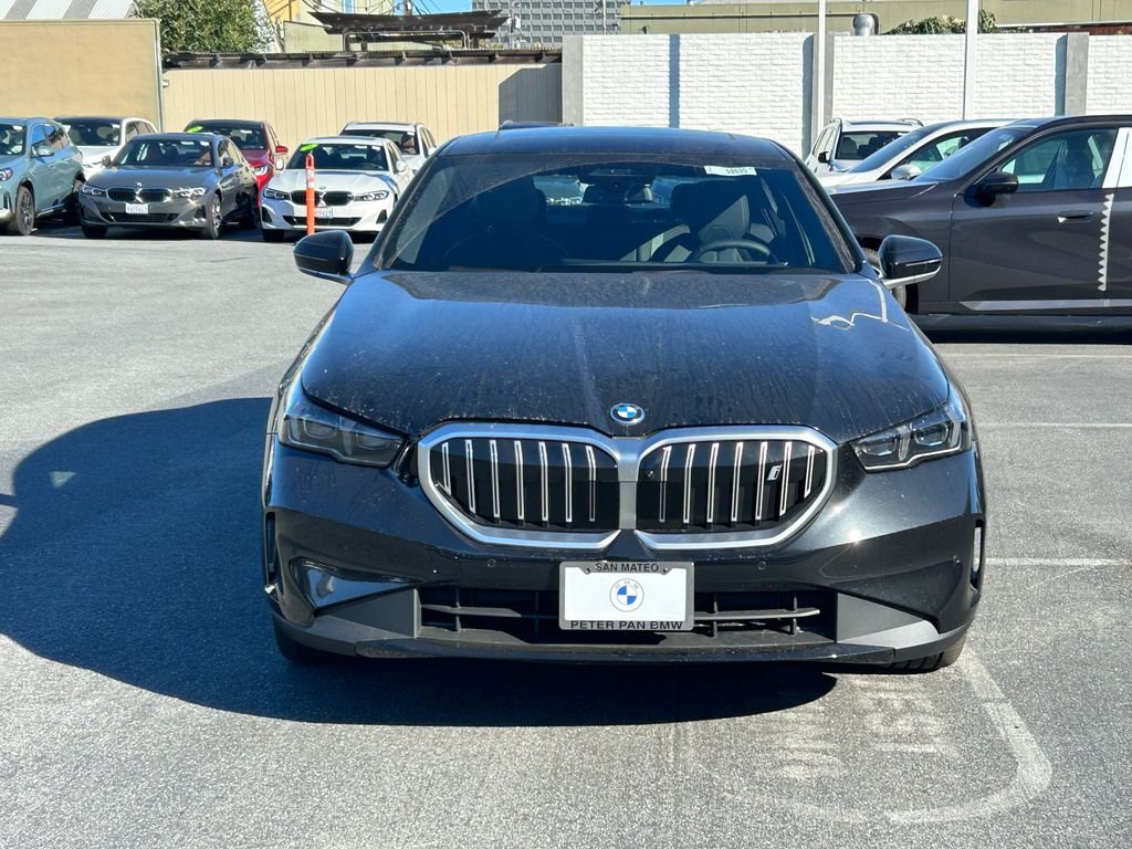 New 2027 Black Sapphire Metallic BMW eDrive40 image 8