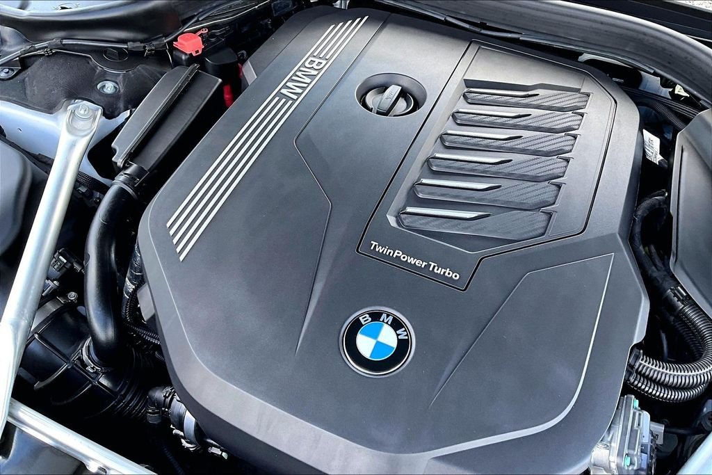 2026 BMW 8 Series 840i - Photo 19