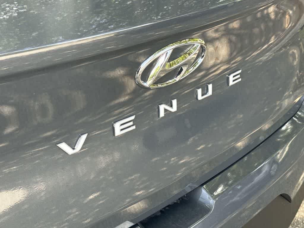 New 2026 Ecotronic Gray Hyundai SEL image 10