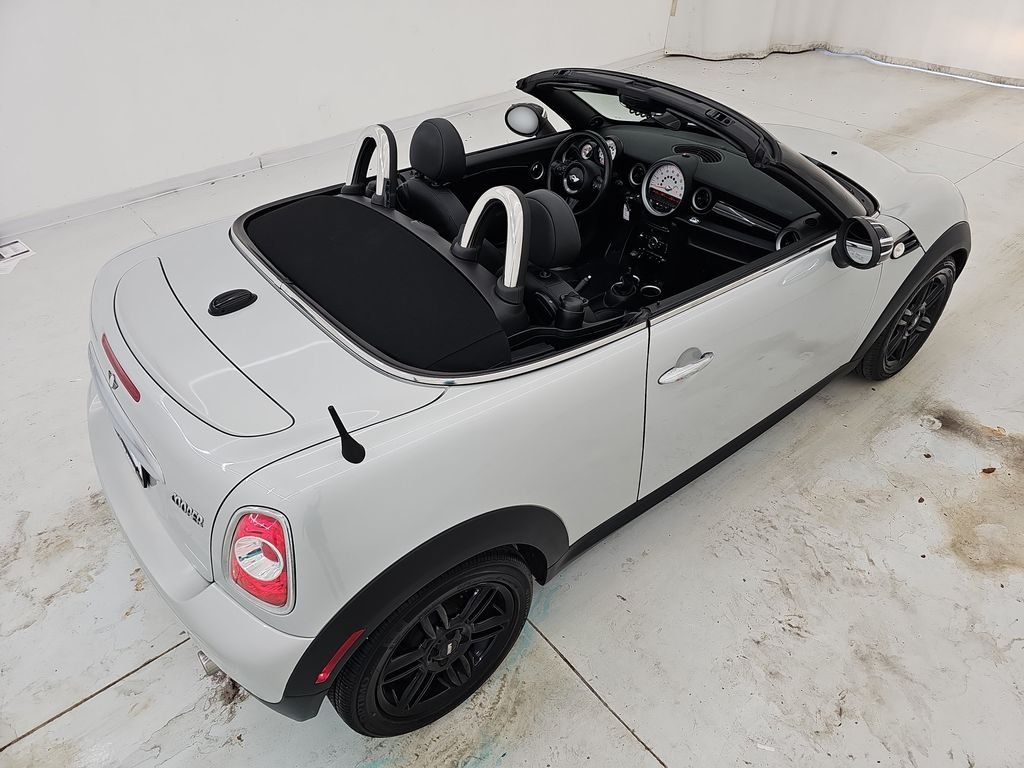 Used 2014 Silver MINI Base image 40
