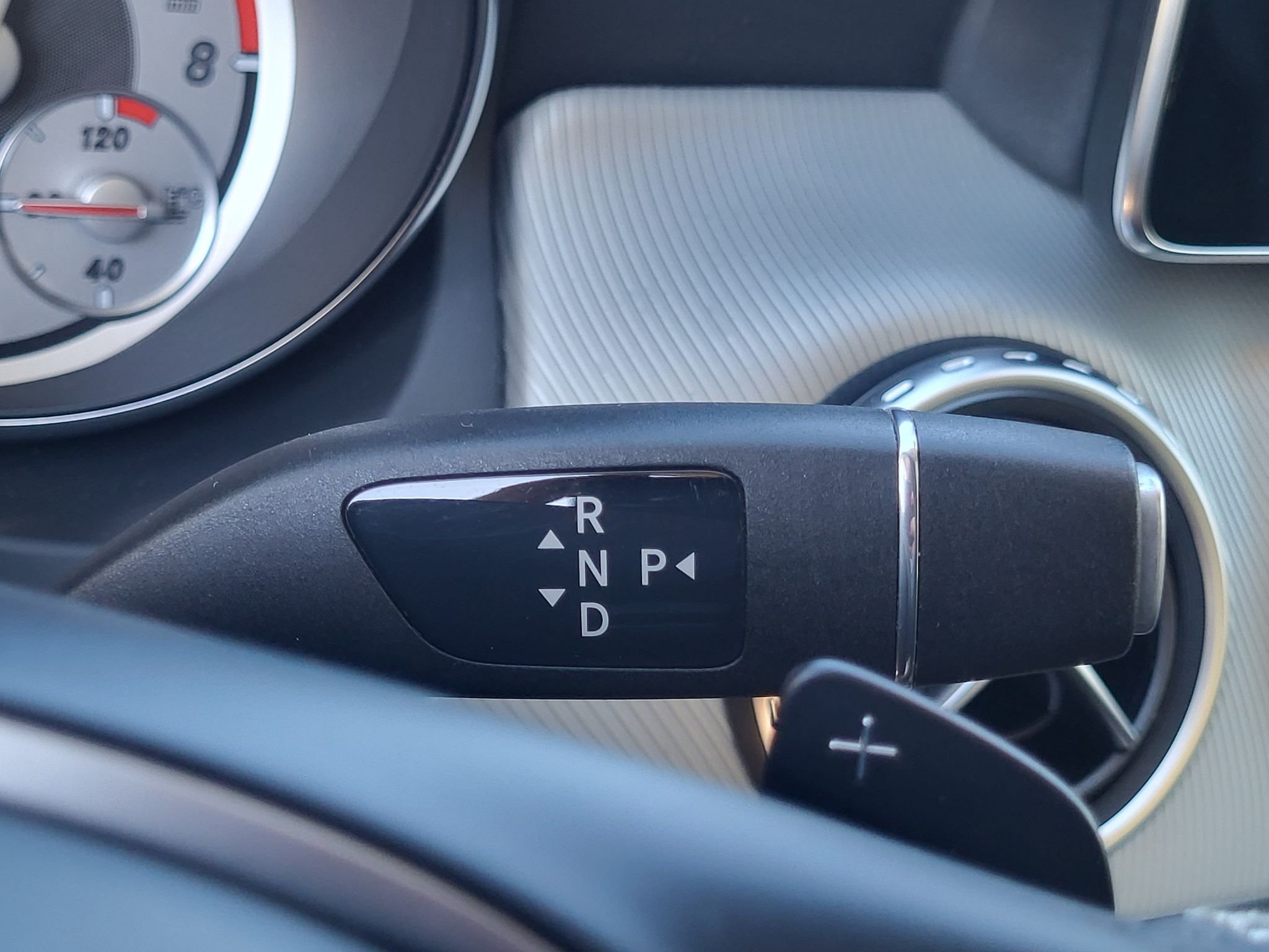 Used 2016 Mountain Gray Metallic Mercedes-Benz 250 4MATIC® image 31