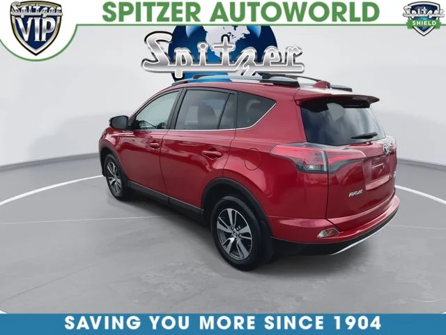 Used 2017 Red Toyota XLE image 7