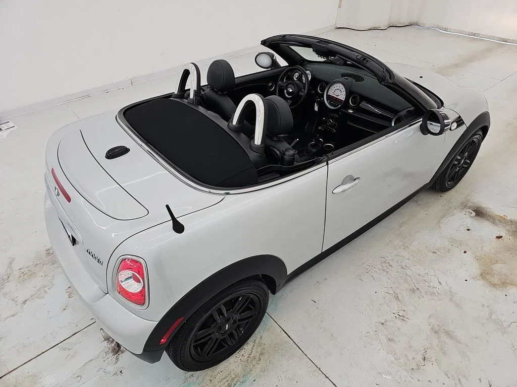 Used 2014 Silver MINI Base image 40