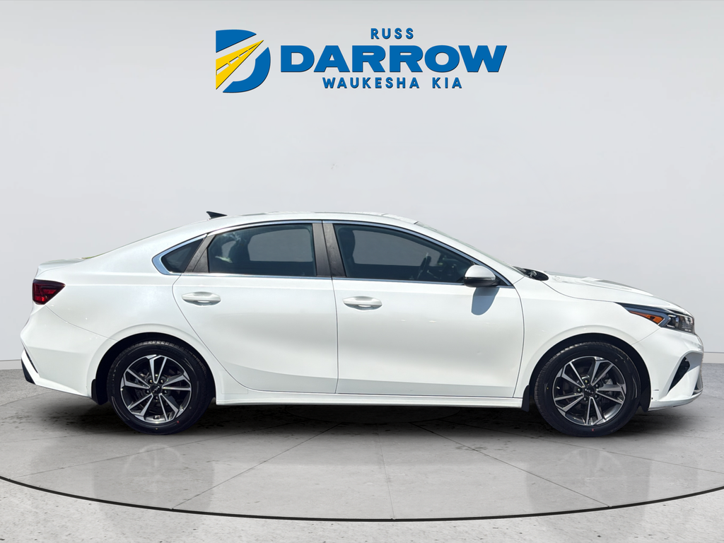 Used 2024 White Kia EX+ image 6