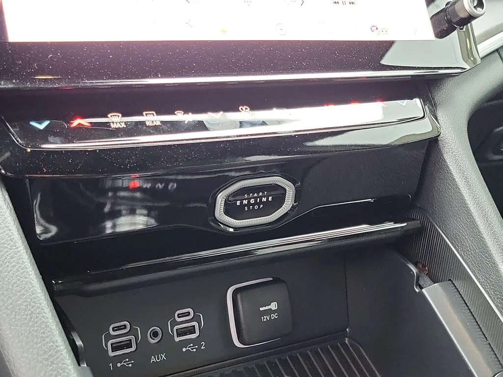New 2026 Black Jeep Altitude image 12