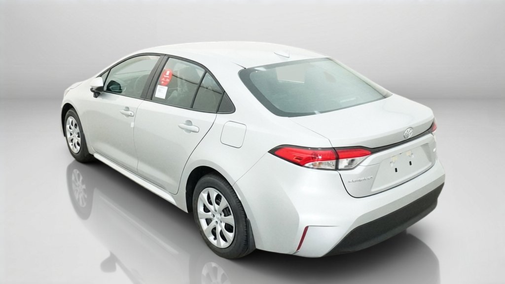 New 2027 Classic Silver Metallic Toyota LE image 14