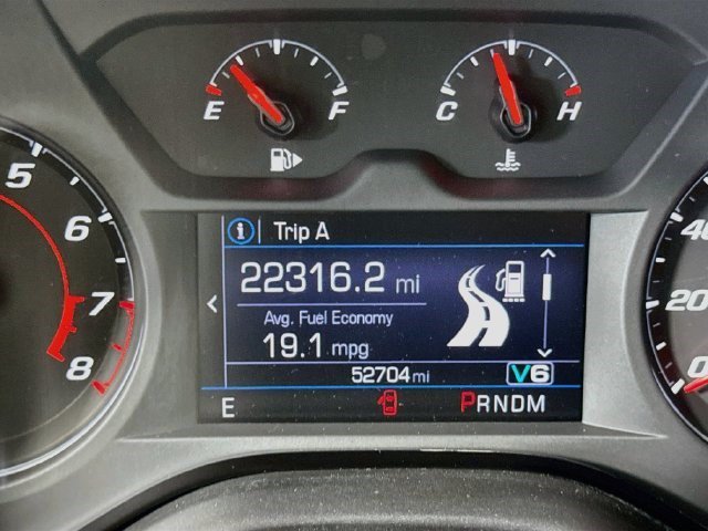 Used 2020 Shadow Gray Metallic Chevrolet 1LT image 12
