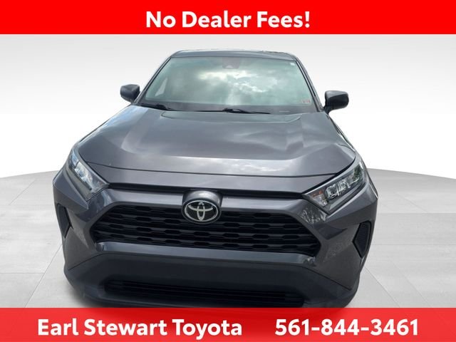 Used 2022 Gray Toyota LE image 4