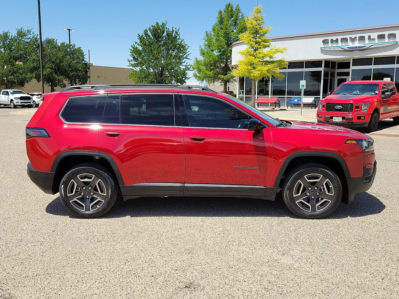 New 2026 Red Hot Pearlcoat Jeep LAREDO 4X4 image 5