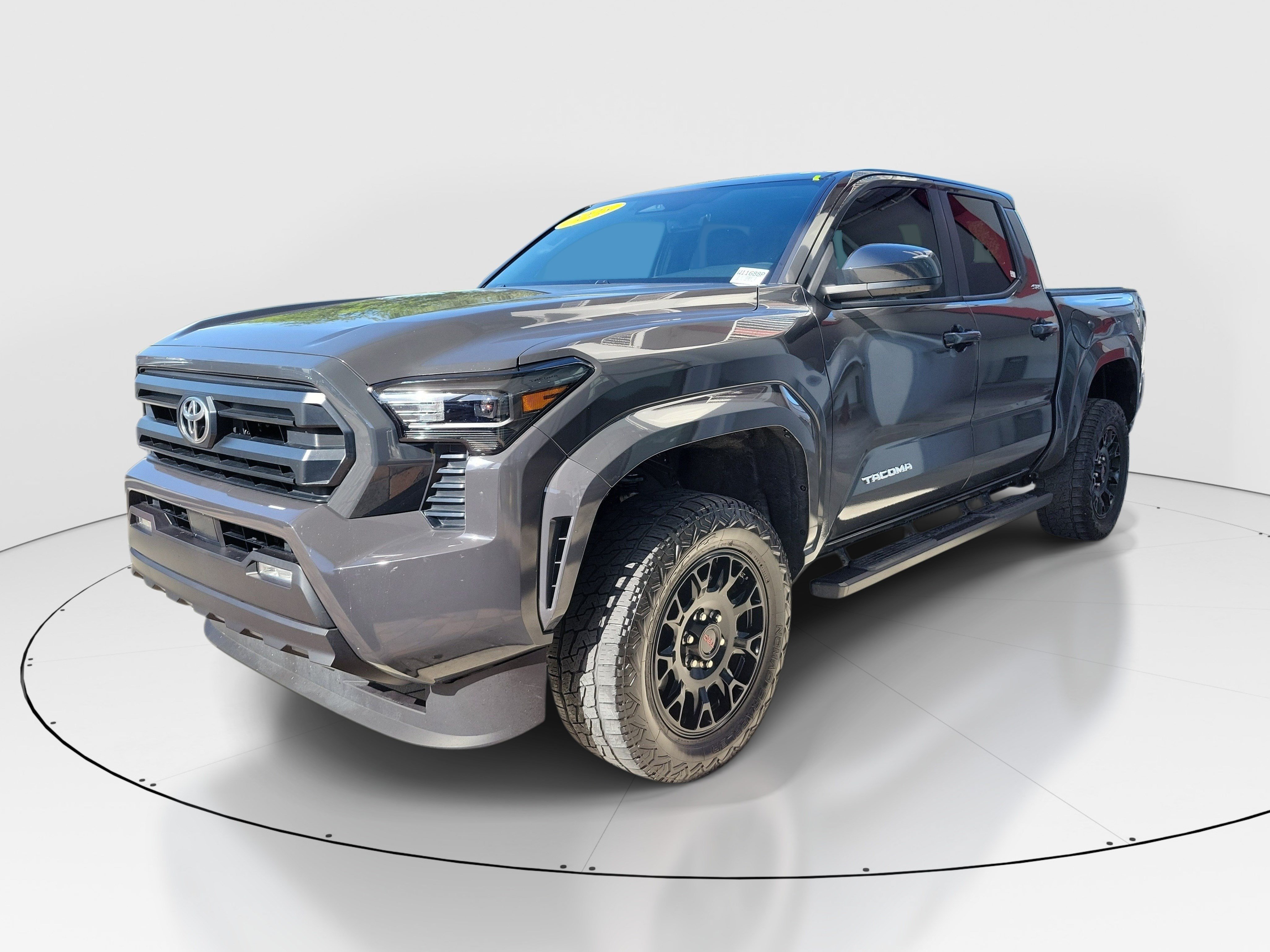 Used 2025 Underground Toyota SR5 image 3