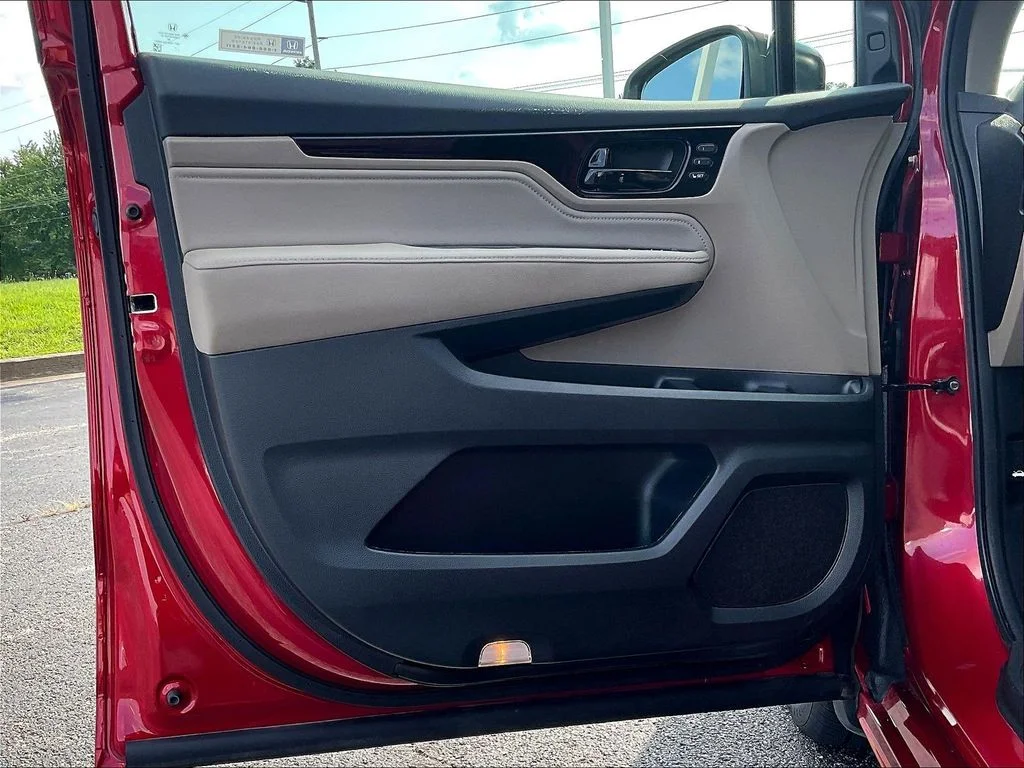 Certified Used 2022 Radiant Red Metallic II Honda Touring image 29