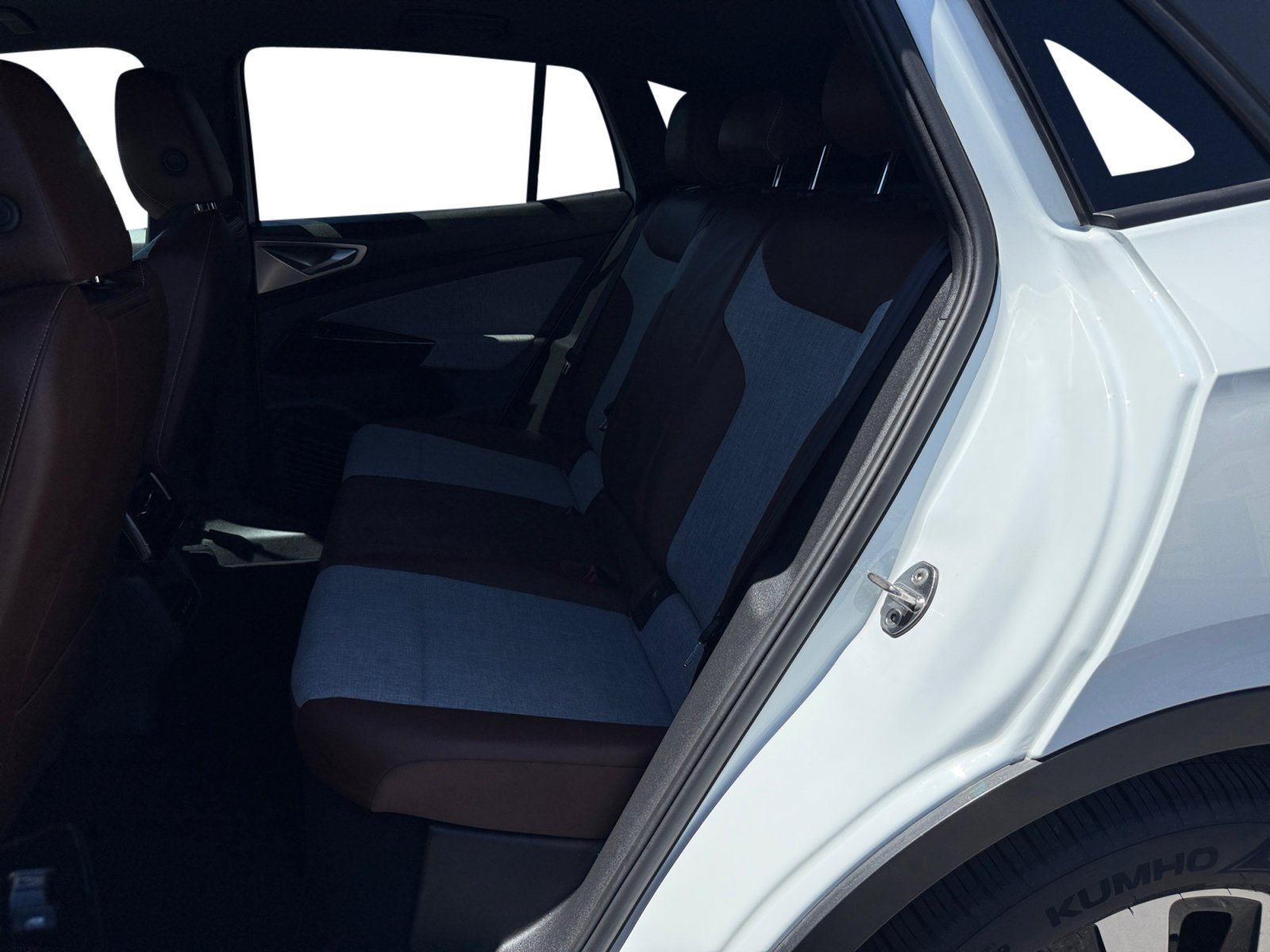 Certified Used 2023 Pure White Volkswagen Pro image 16
