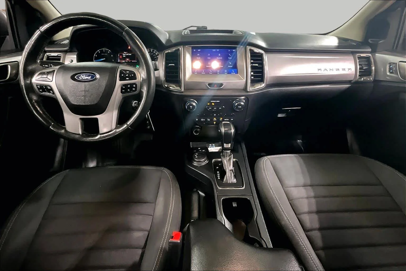 Certified Used 2021 Oxford White Ford XLT image 16